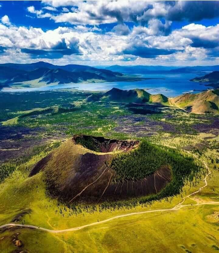 SOUTHERN, CENTRAL & NORTHERN MONGOLIAN TOUR 13 NIGHTS 14 DAYS